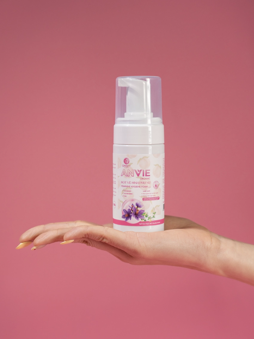 Danvypharma.vn - Bot Ve Sinh Phu Nu Anvie Organic Lanh Tu Thien Nhien Cho Ca Me Bau - Thiet Ken